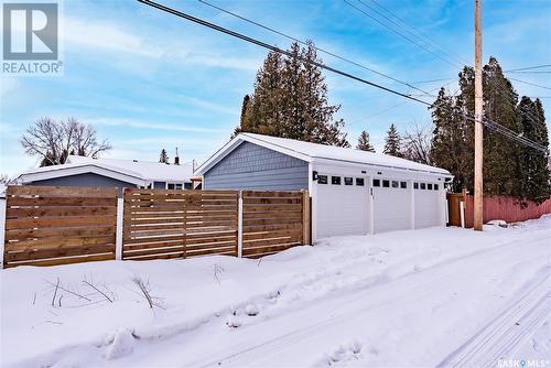 2617 Cumberland Avenue S, Saskatoon, SK - Outdoor