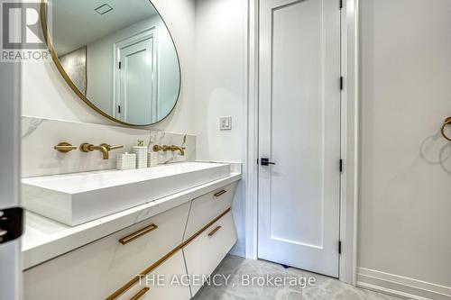 20 Royal Avenue, King, ON - Indoor Photo Showing Bathroom