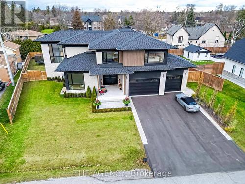 20 Royal Avenue, King, ON - Outdoor