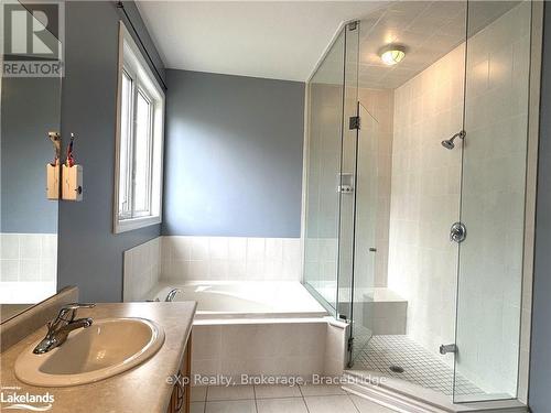 34 Starboard Circle, Wasaga Beach, ON - Indoor Photo Showing Bathroom