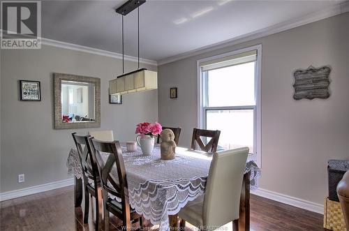 810 Chilver Road, Windsor, ON - Indoor Photo Showing Dining Room