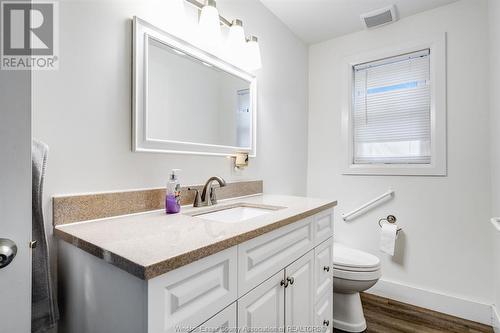 1148 Highway 77, Leamington, ON - Indoor Photo Showing Bathroom