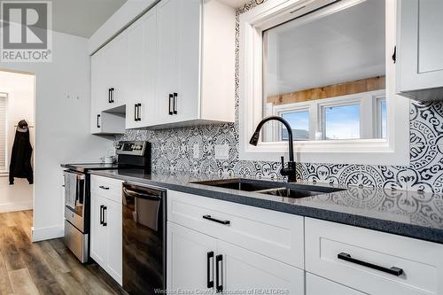 1148 Highway 77, Leamington, ON - Indoor Photo Showing Kitchen With Double Sink With Upgraded Kitchen