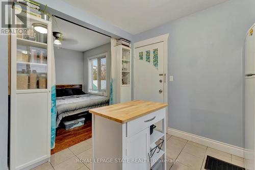 62 Houghton Avenue N, Hamilton, ON - Indoor Photo Showing Other Room