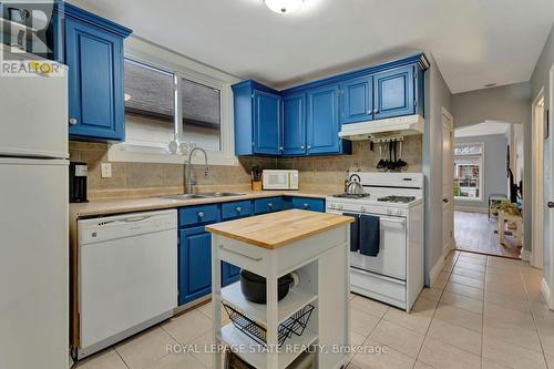 62 Houghton Avenue N, Hamilton, ON - Indoor Photo Showing Kitchen With Double Sink