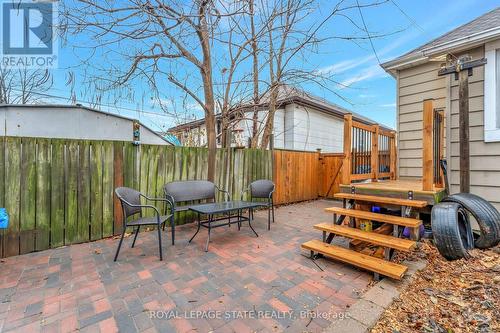 62 Houghton Avenue N, Hamilton, ON - Outdoor With Deck Patio Veranda