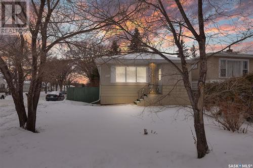 4801 8Th Avenue, Regina, SK - Outdoor