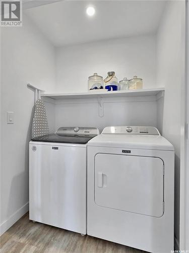 271 Prasad Manor, Saskatoon, SK - Indoor Photo Showing Laundry Room