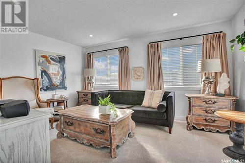 271 Prasad Manor, Saskatoon, SK - Indoor Photo Showing Living Room