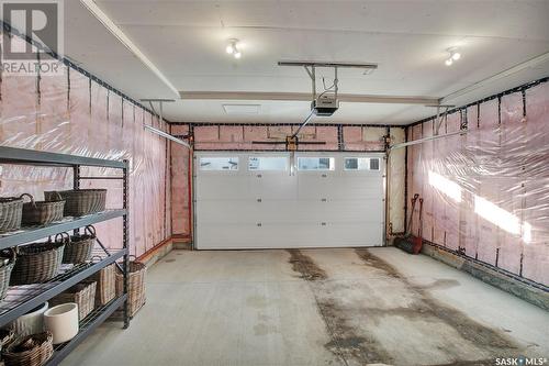 271 Prasad Manor, Saskatoon, SK - Indoor Photo Showing Garage