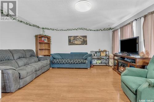 51 Boucher Crescent, Regina, SK - Indoor Photo Showing Living Room