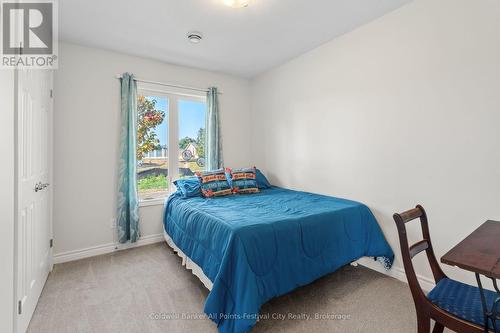 196 Lake Breeze Drive, Ashfield-Colborne-Wawanosh (Ashfield Twp), ON - Indoor Photo Showing Bedroom