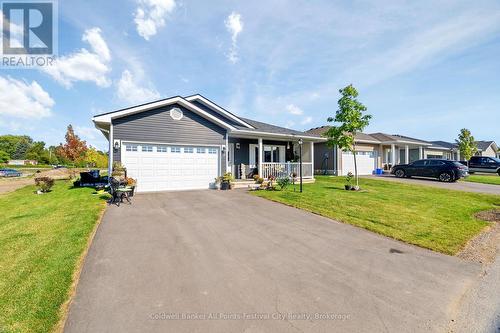 196 Lake Breeze Drive, Ashfield-Colborne-Wawanosh (Ashfield Twp), ON - Outdoor With Facade