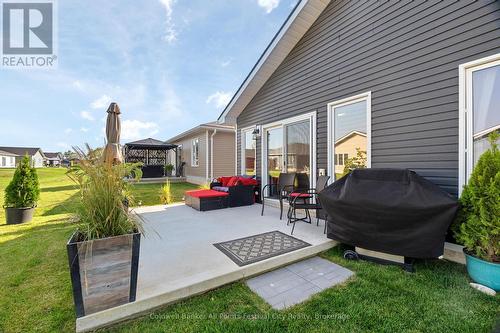 196 Lake Breeze Drive, Ashfield-Colborne-Wawanosh (Ashfield Twp), ON - Outdoor