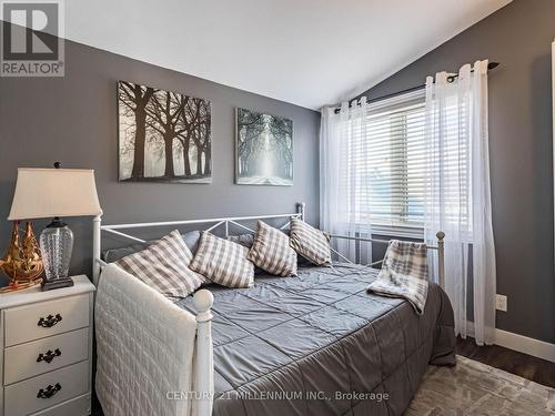 13 Turtle Path, Ramara, ON - Indoor Photo Showing Bedroom