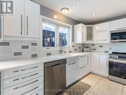 13 Turtle Path, Ramara, ON - Indoor Photo Showing Kitchen