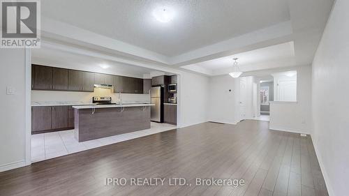 1672 Copeland Circle, Milton, ON - Indoor Photo Showing Kitchen