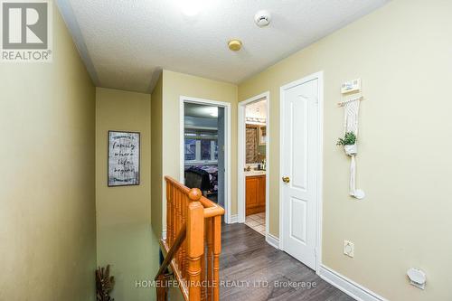 94 Saintsbury Crescent, Brampton, ON - Indoor Photo Showing Other Room