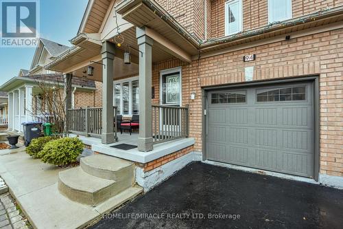 94 Saintsbury Crescent, Brampton, ON - Outdoor