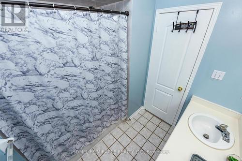 94 Saintsbury Crescent, Brampton, ON - Indoor Photo Showing Bathroom