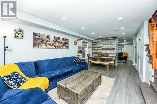 94 Saintsbury Crescent, Brampton, ON - Indoor Photo Showing Living Room