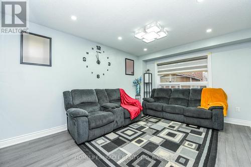 94 Saintsbury Crescent, Brampton, ON - Indoor Photo Showing Living Room