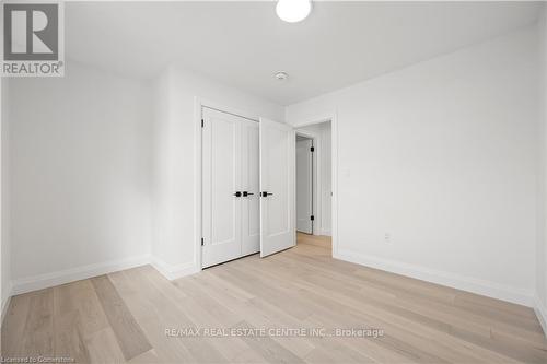 11 Ontario Street, Cambridge, ON - Indoor Photo Showing Other Room