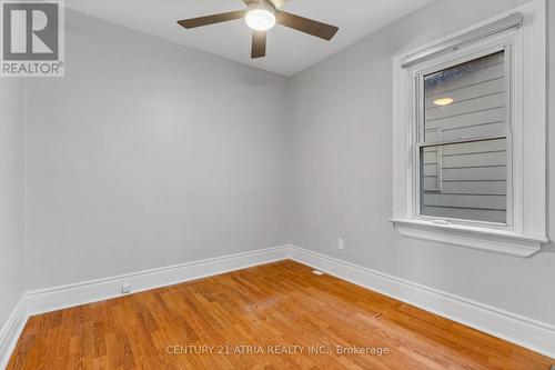 360 Oakland Avenue, London, ON - Indoor Photo Showing Other Room