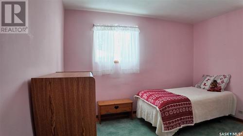 1182 112Th Street, North Battleford, SK - Indoor Photo Showing Bedroom