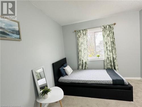 484 Third Street Unit# 4, London, ON - Indoor Photo Showing Bedroom