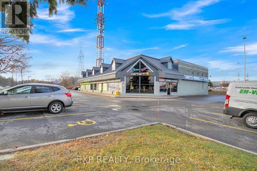 595 West Hunt Club Road, Ottawa, ON 