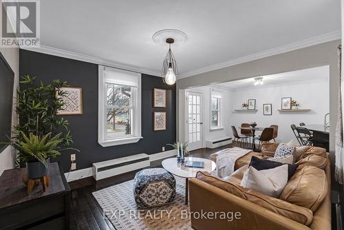 215 Tresane Street, Oshawa, ON - Indoor Photo Showing Living Room