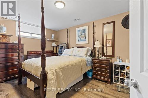 1163 Crumlin Side Road, London, ON - Indoor Photo Showing Bedroom