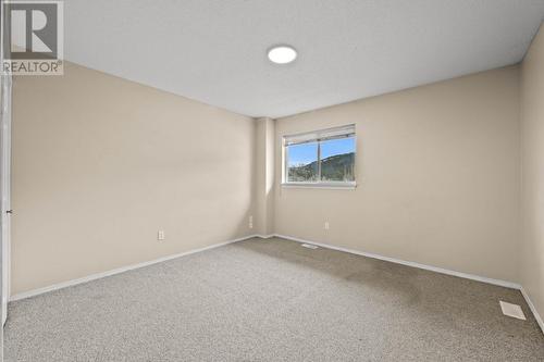 1920 Hugh Allan Drive Unit# 4, Kamloops, BC - Indoor Photo Showing Other Room