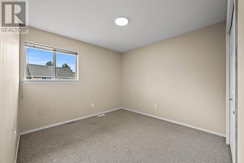 1920 Hugh Allan Drive Unit# 4, Kamloops, BC - Indoor Photo Showing Other Room