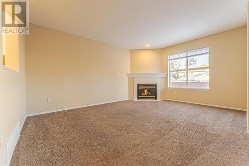 1920 Hugh Allan Drive Unit# 22, Kamloops, BC - Indoor With Fireplace