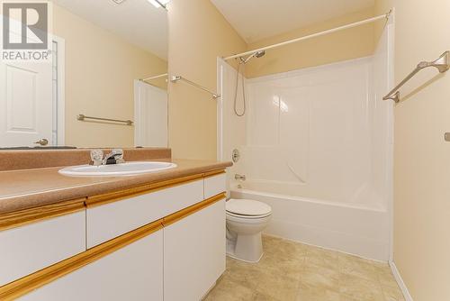 1920 Hugh Allan Drive Unit# 22, Kamloops, BC - Indoor Photo Showing Bathroom