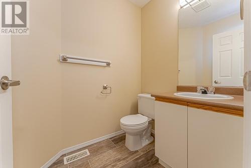 1920 Hugh Allan Drive Unit# 22, Kamloops, BC - Indoor Photo Showing Bathroom