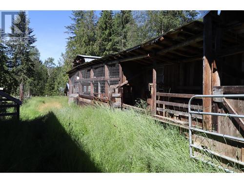 3512 Barriere Lakes Road, Barriere, BC - Outdoor With Exterior