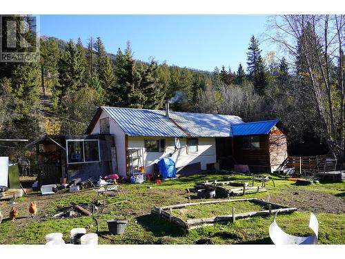 6881 Jesmond Road, Clinton, BC - Outdoor