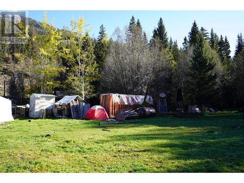 6881 Jesmond Road, Clinton, BC - Outdoor