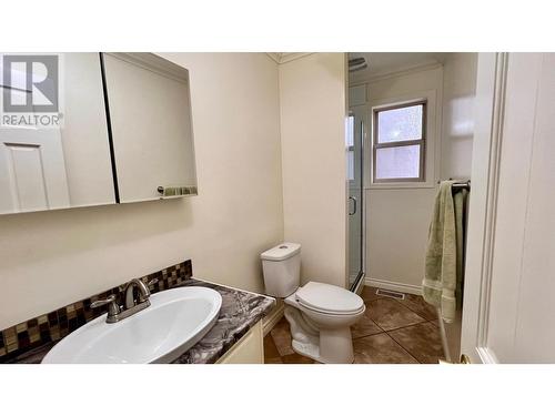 1973 Tranquille Road, Kamloops, BC - Indoor Photo Showing Bathroom