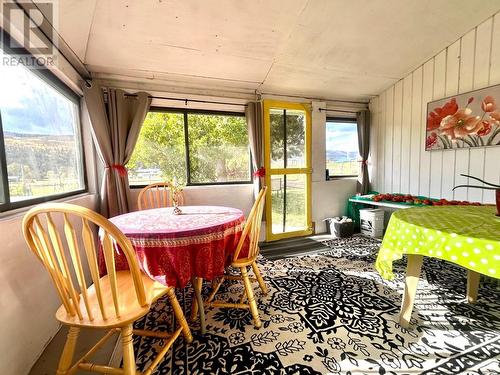 4322 Yellowhead Highway, Barriere, BC - Indoor Photo Showing Dining Room