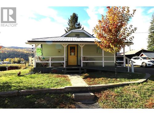 4322 Yellowhead Highway, Barriere, BC - Outdoor With Deck Patio Veranda