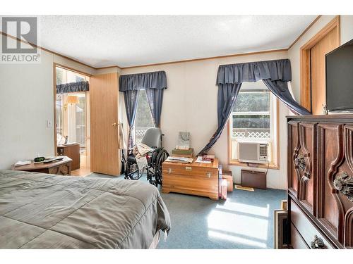 46 Blackpool Road, Clearwater, BC - Indoor Photo Showing Bedroom