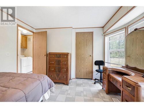 46 Blackpool Road, Clearwater, BC - Indoor Photo Showing Bedroom