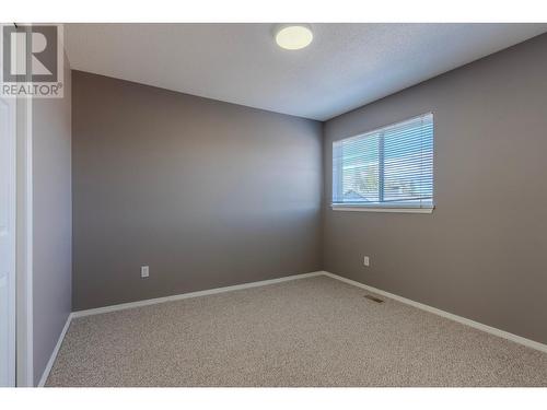 1920 Hugh Allan Drive Unit# 9, Kamloops, BC - Indoor Photo Showing Other Room