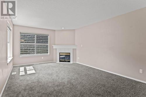 1920 Hugh Allan Drive Unit# 25, Kamloops, BC - Indoor With Fireplace