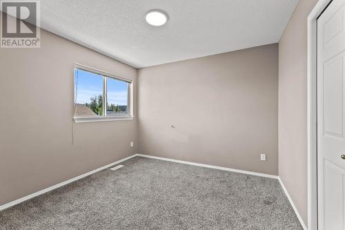 1920 Hugh Allan Drive Unit# 25, Kamloops, BC - Indoor Photo Showing Other Room