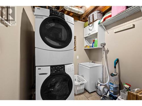 2021 Pacific Way Unit# 13, Kamloops, BC - Indoor Photo Showing Laundry Room